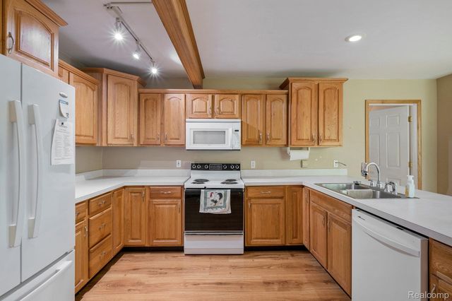 1490 Gage Road, Holly Township, MI 48442