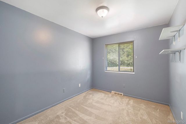 1490 Gage Road, Holly Township, MI 48442