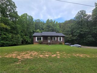 1373 Sunset Drive, North Wilkesboro, NC 28659