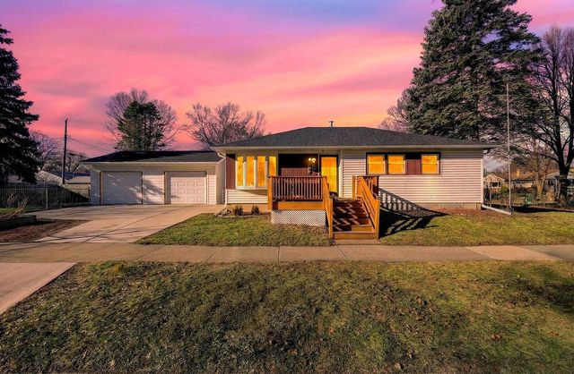 302 Buckingham Lane, Madison, WI 53714