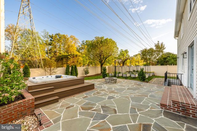 3505 WILTON HALL CT, Alexandria, VA 22310