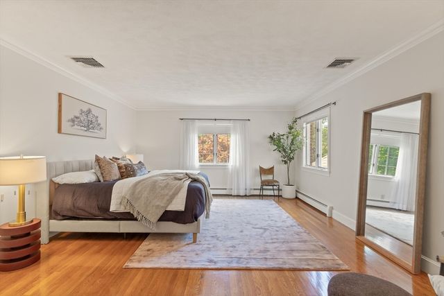 3 Bryant St, Lynnfield, MA 01940