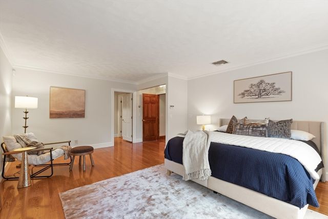 3 Bryant St, Lynnfield, MA 01940