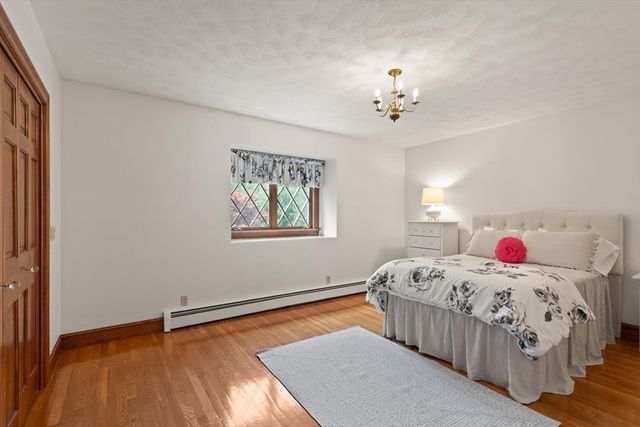 3 Bryant St, Lynnfield, MA 01940