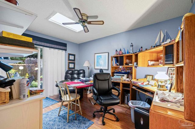 3515 Silvertree Ln, Pensacola, FL 32504