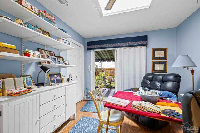 3515 Silvertree Ln, Pensacola, FL 32504