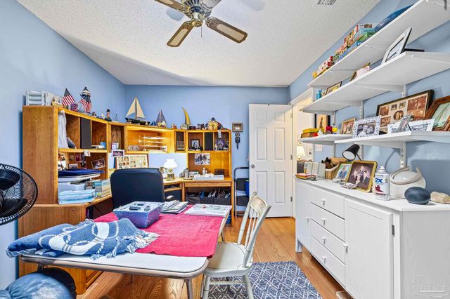 3515 Silvertree Ln, Pensacola, FL 32504