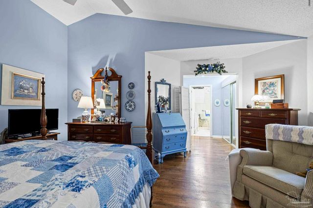 3515 Silvertree Ln, Pensacola, FL 32504