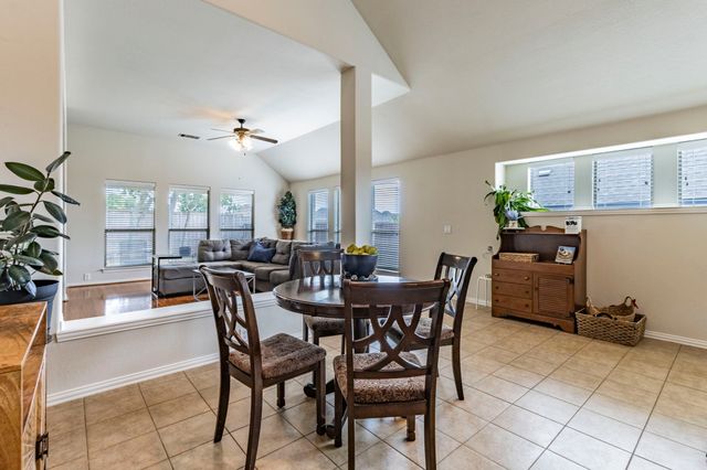 1100 Thicket Drive, Mansfield, TX 76063