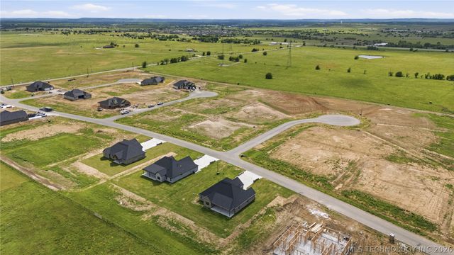13601 N 58th East Avenue, Collinsville, OK 74021