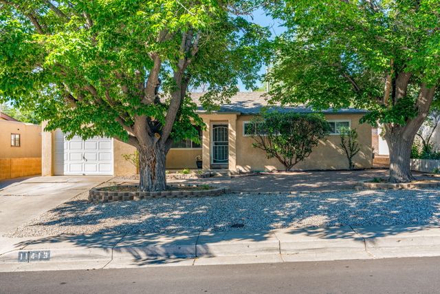 11413 Snowheights Boulevard NE, Albuquerque, NM 87112