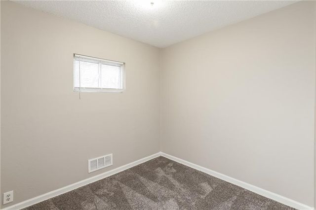 7300 E 112th Street, Kansas City, MO 64134