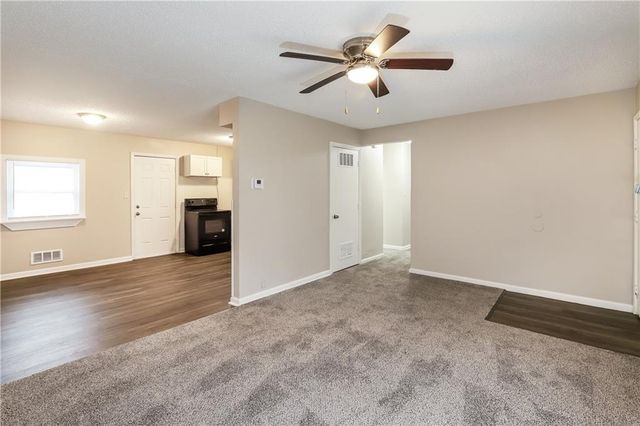 7300 E 112th Street, Kansas City, MO 64134