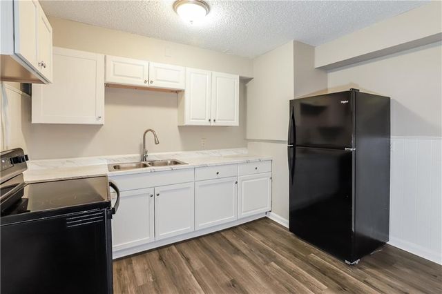 7300 E 112th Street, Kansas City, MO 64134