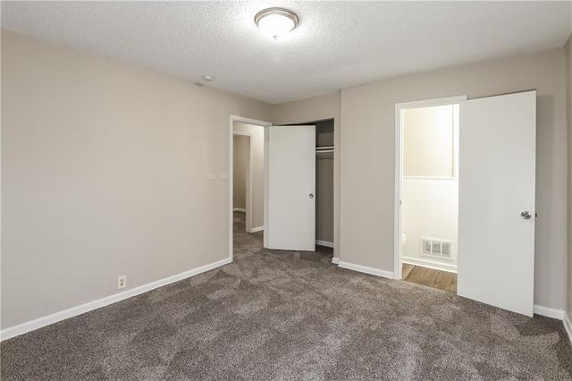 7300 E 112th Street, Kansas City, MO 64134