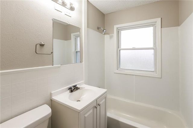 7300 E 112th Street, Kansas City, MO 64134