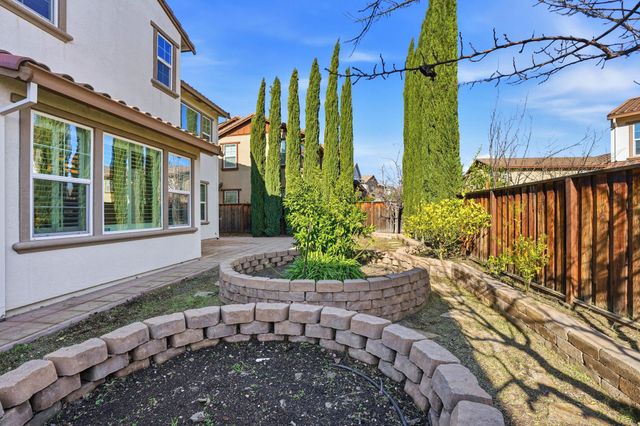 1110 S Vecindad St, Mountain House, CA 95391