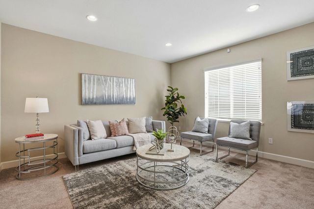 1110 S Vecindad St, Mountain House, CA 95391