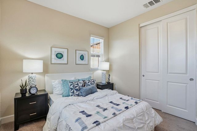 1110 S Vecindad St, Mountain House, CA 95391