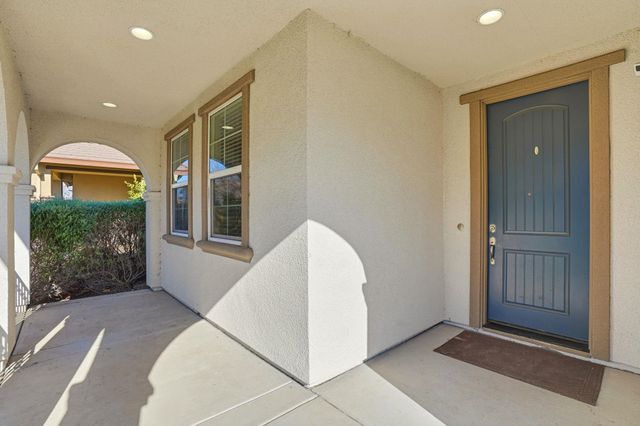 1110 S Vecindad St, Mountain House, CA 95391