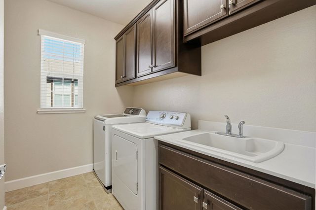 1110 S Vecindad St, Mountain House, CA 95391