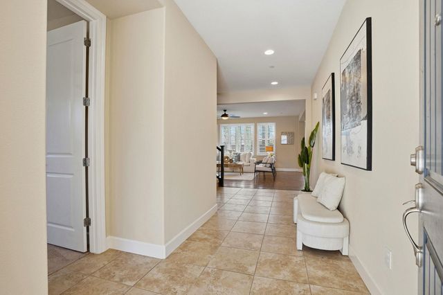 1110 S Vecindad St, Mountain House, CA 95391