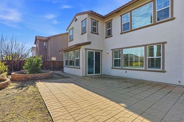 1110 S Vecindad St, Mountain House, CA 95391