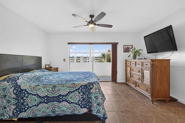 307 Wellington C, West Palm Beach, FL 33417