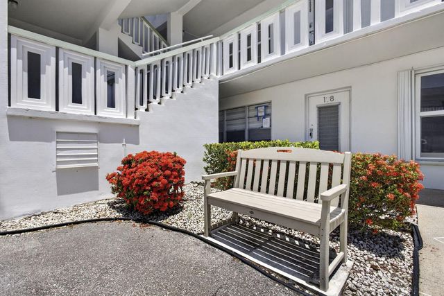 307 Wellington C, West Palm Beach, FL 33417