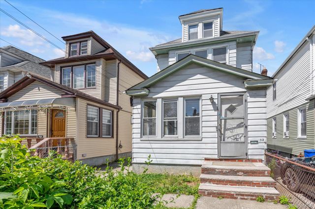 11232 196th Street, Saint Albans, NY 11412