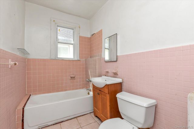 11232 196th Street, Saint Albans, NY 11412