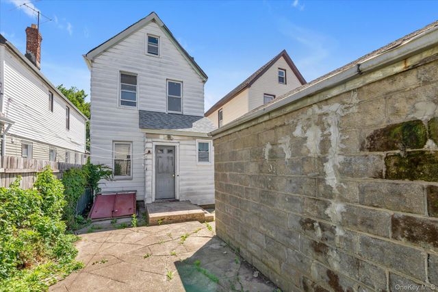 11232 196th Street, Saint Albans, NY 11412