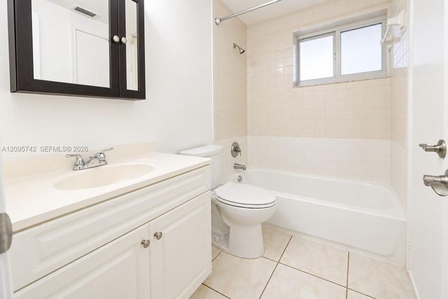 8103 Camino Real C-314, Miami, FL 33143