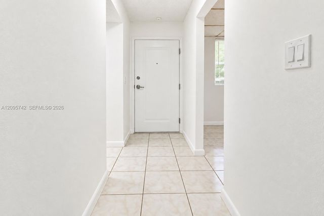 8103 Camino Real C-314, Miami, FL 33143