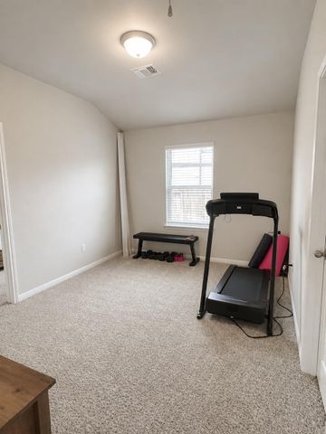 101 Javans Nest, Cedar Creek, TX 78612
