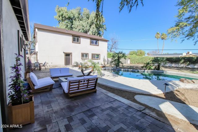 4028 E Lewis Avenue, Phoenix, AZ 85008