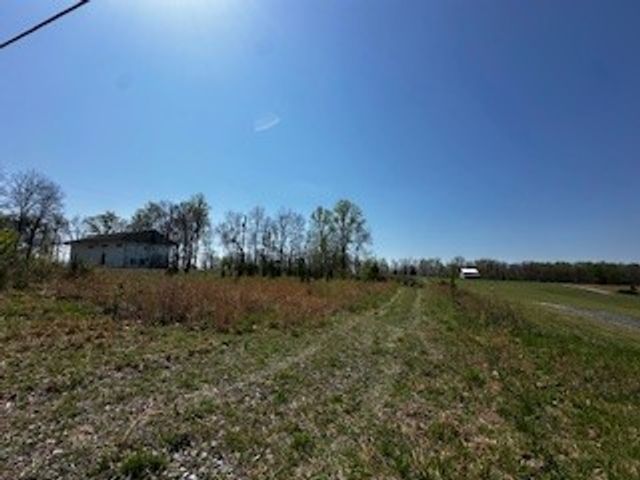 664 S Tunnel Road, Gallatin, TN 37066