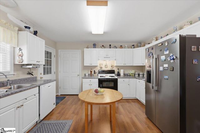 305 Grant Street, Easley, SC 29640