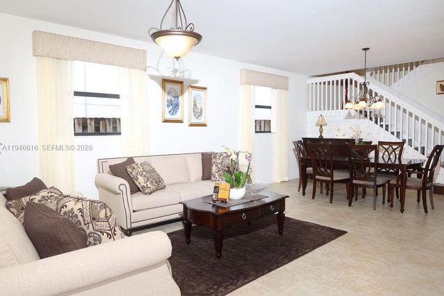 11601 SW 232nd Ln, Homestead, FL 33032