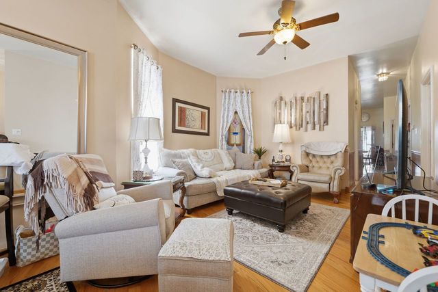 4522 S Union Avenue, Chicago, IL 60609