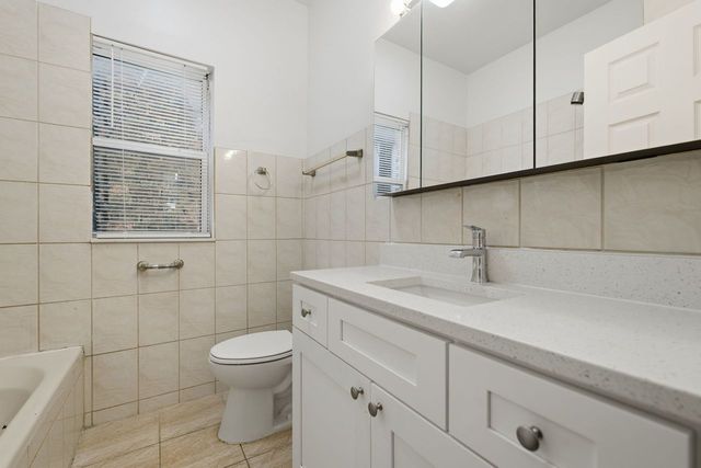 4522 S Union Avenue, Chicago, IL 60609