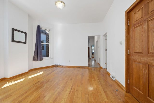 4522 S Union Avenue, Chicago, IL 60609