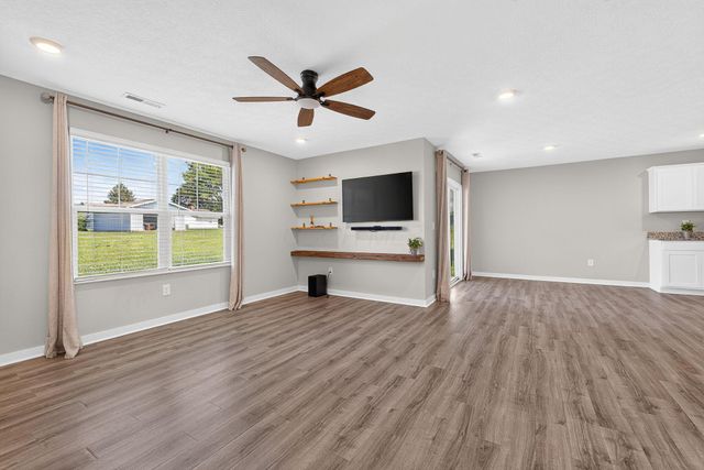 5880 Annaberg Drive, Columbus, OH 43232