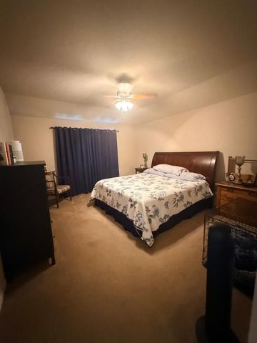 136 Holly Street, Waxahachie, TX 75165