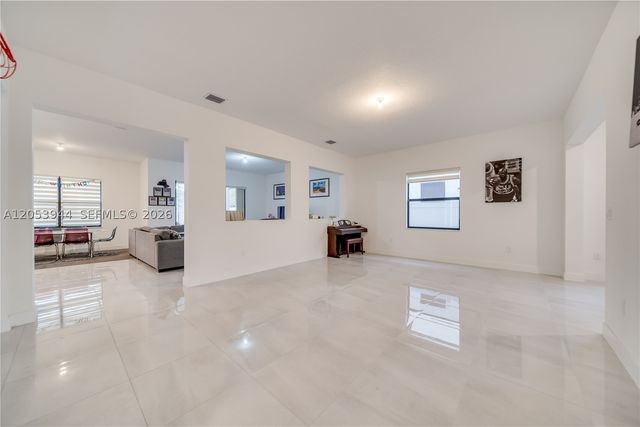 4416 SW 174th Ave, Miramar, FL 33029