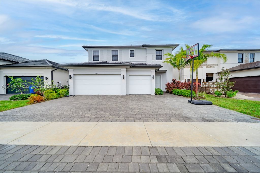 4416 SW 174th Ave, Miramar, FL 33029