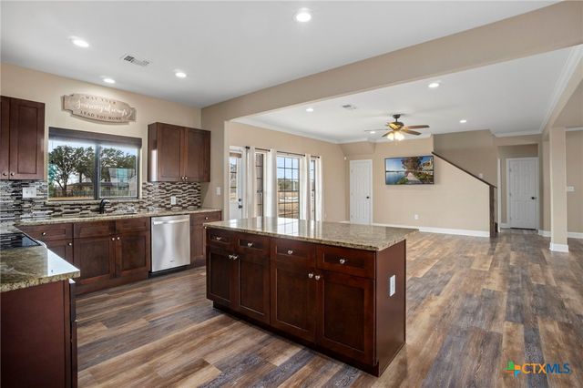 659 Thormeyer Road, Seguin, TX 78155