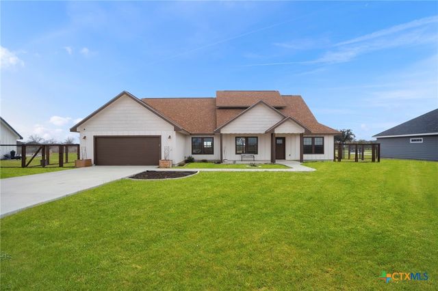 659 Thormeyer Road, Seguin, TX 78155