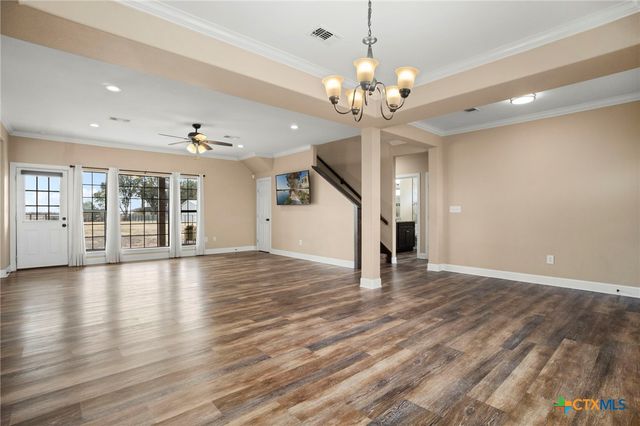 659 Thormeyer Road, Seguin, TX 78155