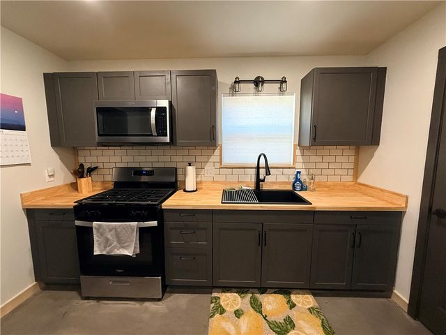 178 Madison 2615, Huntsville, AR 72740